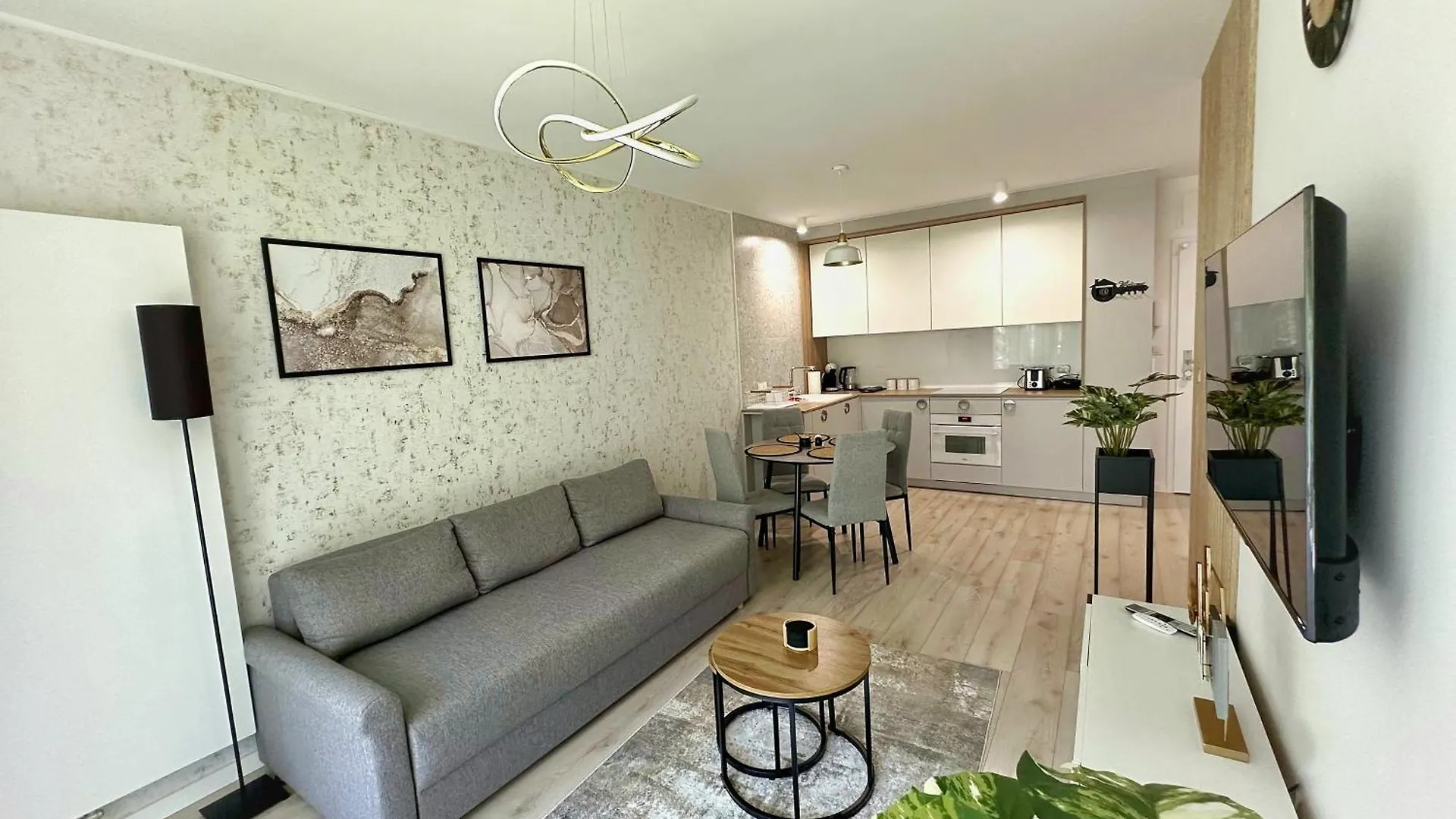Apartament Whiteblue Kolobrzeg Z Duzym Ogrodkiem - 100 M Od Plazy! Whiteblue Kolberg Apartment Mit Grossem Garten - 100 M Vom Strand Entfernt! Whiteblue Kolobrzeg Apartman S Velkou Zahradou - 100 M Od Plaze! بولندا